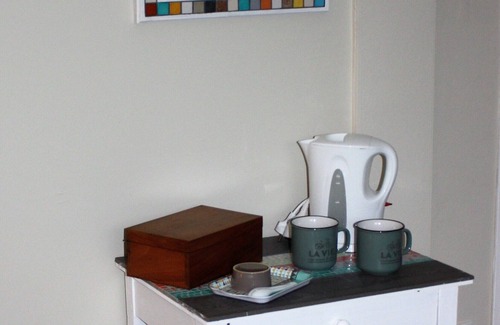 Trois-Monts House | Private room in Suisse Normande near the Greenway