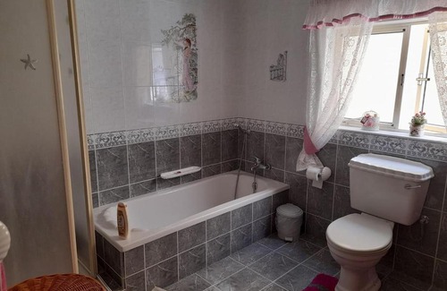 Qormi House | Private room