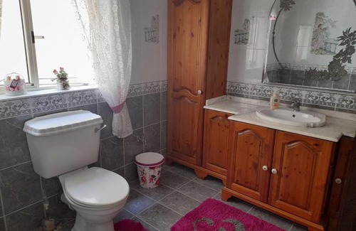 Qormi House | Private room