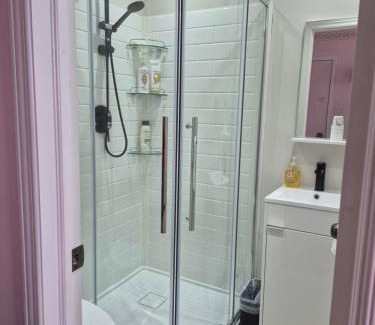 Northeast Mississauga House | Private Room near Airport
