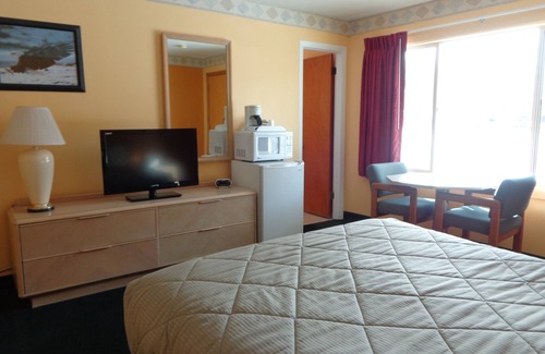 Gunnison Hotel | Private room near downtown