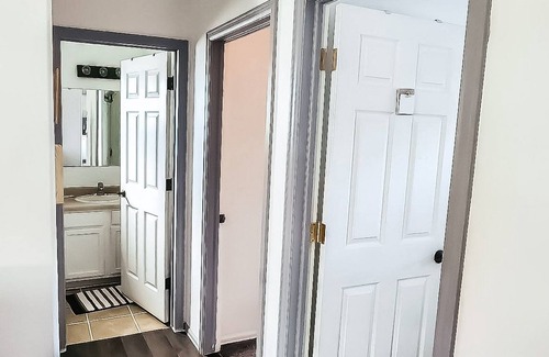 Clifton Bed & Breakfast | Private Room Wfold Away Bed For Opt Use Of Space