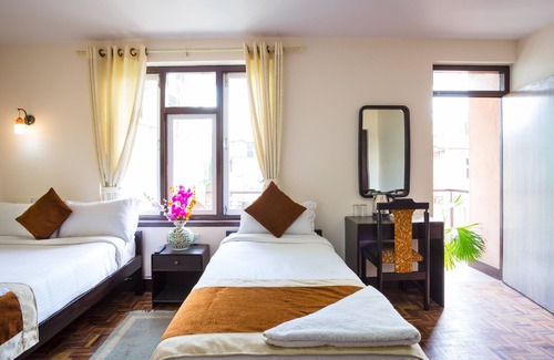 Thamel Hotel | Private room with balcony in central thamel