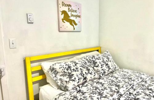 University District Apartment | Private Room with Ensuite Bathroom 10 Minutes Walk to University of Washington