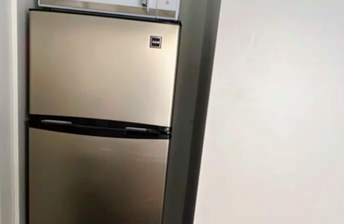 Florida City Apartment | Private Room with Entrance & Bathroom -All yours!