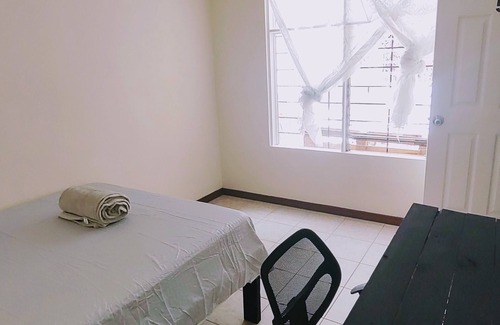 Barrio Dent House | Private Rooms in San Pedro, San Jose