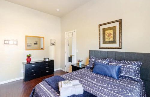 Southside House | Private Rooms in San Antonio Home 5 mins to downtown