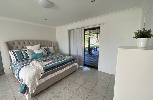 Glass House Mountains House | Private, secure 2 bedroom family home shared with owners