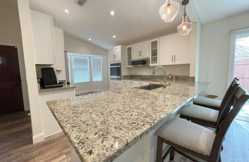 Orange Park House | Private, Safe, Quiet, Pet Friendly 1-bedroom house in Oakleaf - Jacksonville