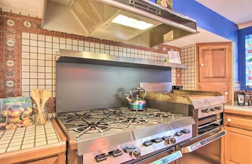 Interchange Square House | Private Saltwater Pool, Close to Beaches. Lush, Cozy, Music Retreat!