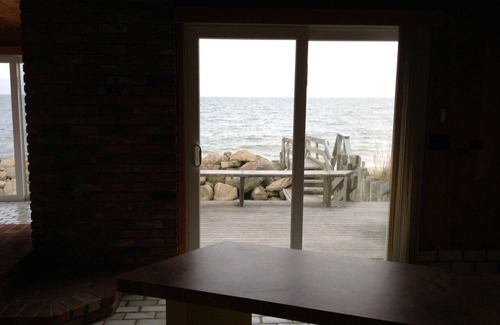 South Yarmouth House | Private Sandy Beach, Truly Oceanfront,Private Decks, Free Kayak, Sleeps 5