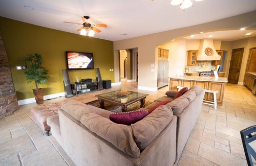 Bermuda Dunes House | Private Secluded Paradise Resort: Family Estate/8 Bedroom Suites/7 Bathrooms