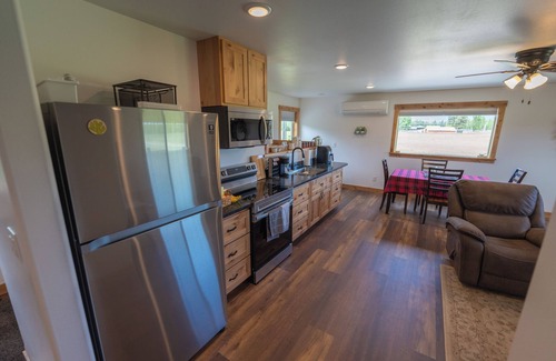 Bonners Ferry House | Private, second story apartment situated in a beautiful barndominium