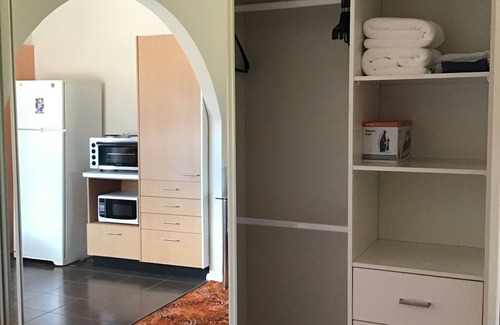St Marys Apartment | Private Self Contain studio in the heart of St Marys