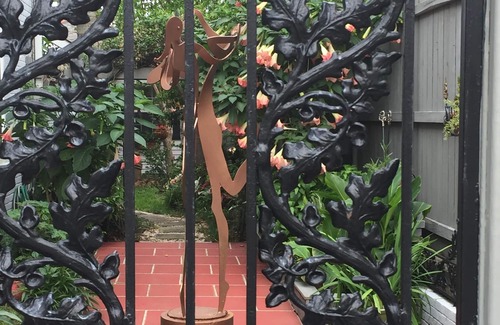 Lakeview Cottage | Private separate guest cottage. Beautifully landscaped gated courtyard setting.