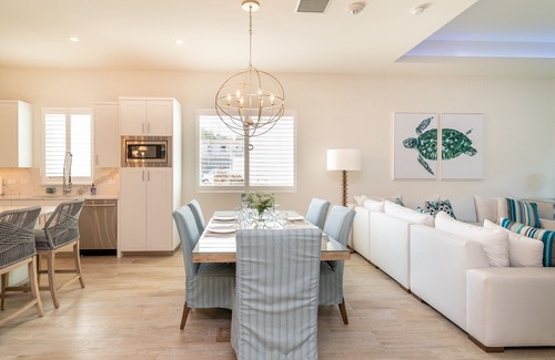 West Bay Condo | Private Seven Mile Beach Club with Roof Terrace, Amazing Pool Pavilion