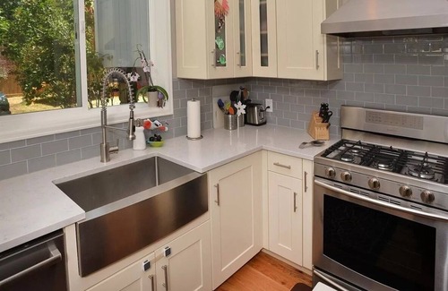 Avon House | Private single family home near Beaver Creek in quiet neighborhood w fenced yard