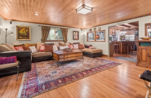 Snowbird Cabin | Private Ski/vacation cabin in canyon forest below ski resorts!