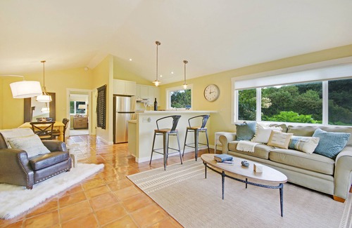 Sonoma Cottage | Private Sonoma Country Cottage