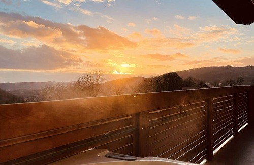 Lindenfels Villa | Private spa lodge with its own whirlpool/sauna and home cinema