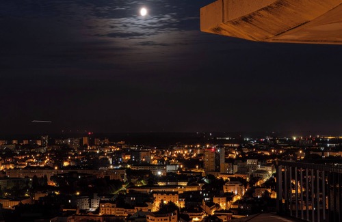 Bourg-l'Eveque Apartment | Private spa & luxury love room Exceptional panoramic view