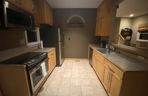 Dundas Other | Private, Spacious Country Retreat. Pets welcome!