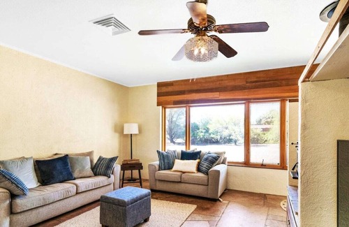 Sierra Vista Southeast House | Private Spacious Desert Oasis Near Ramsey Canyon!