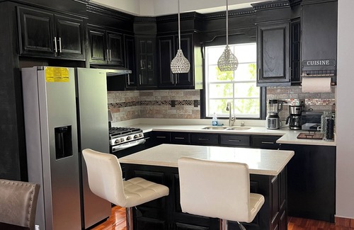 San Miguel House | Private Spacious Modern 4BR Home with Full Kitchen