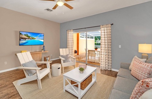 Silver Creek House | Private splash pool + Resort pool/clubhouse