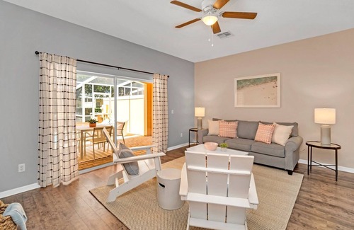 Silver Creek House | Private splash pool + Resort pool/clubhouse