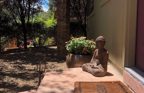 West Sedona Cottage | Private Stand Alone Studio Casita Near Oak Creek and Crescent Moon Ranch Park