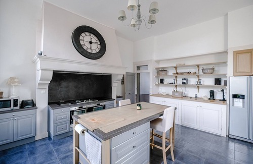 Isle-sur-Marne House | Private stay in an 18th-century château