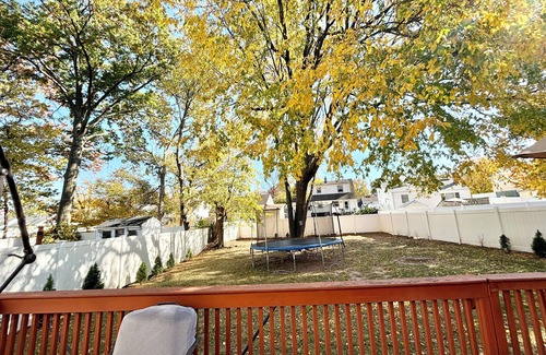 Colonia House | Private studio, Bedroom, living and bathroom, close to train to NY. Pet friendly