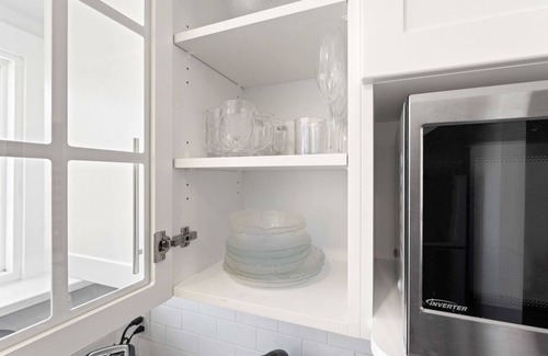 Burlington Apartment | Private Studio apartment Downtown - 2nd floor U5