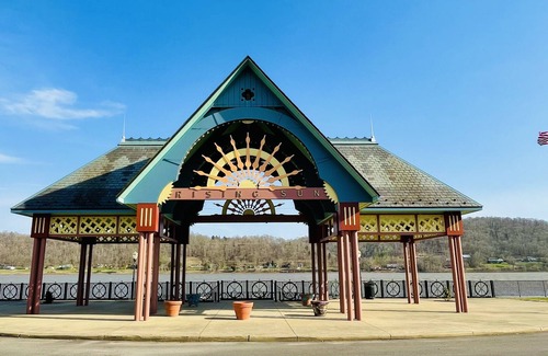 Rising Sun Apartment | Private studio in the heart of Rising Sun skips from the Rising Sun Casino!