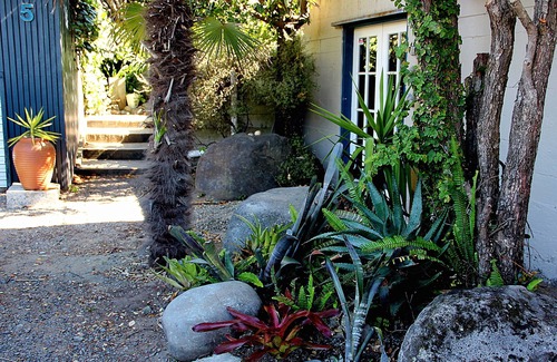Raumati South Apartment | Private studio near the sea-1 minute walk to the beach