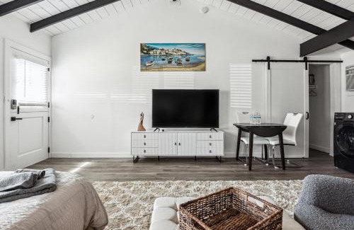 Thousand Oaks Apartment | Private Studio Oasis with Nature at Your Doorstep
