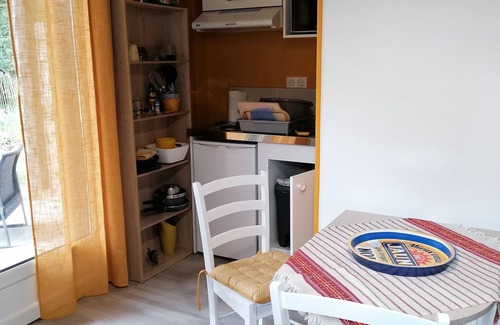 Saint-Lyphard Apartment | Private studio on the Guerandaise island
