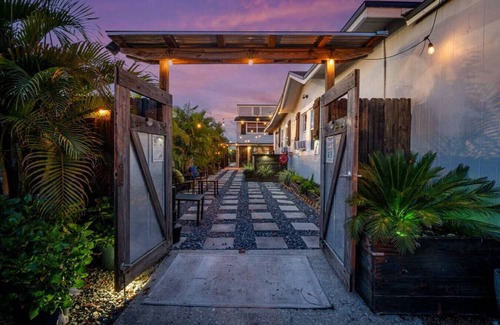 St. Petersburg - Clearwater Apartment | Private Studio Outdoor Deck + Parking