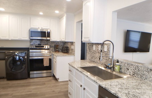 East Central House | Private Sugarhouse Gem, Walkable, Spa, Garage, Gazebo,Fully Fenced Yard, Firepit