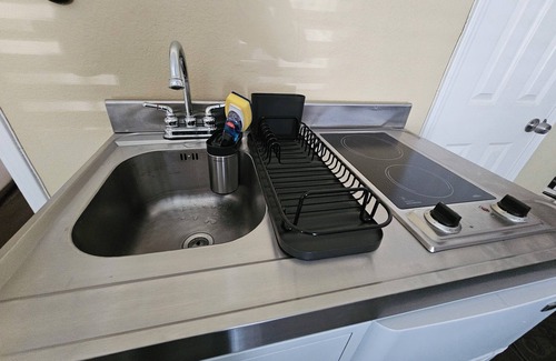 Northwest Anaheim Apartment | Private Suite, 8 Mins to Disney