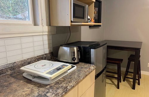 Port Coquitlam Apartment | Private Suite at Coquitlam Center! 5 min walk to Skytrain & Mall