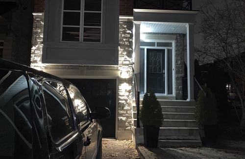Long Branch House | Private suite in a quiet house with private entrance and private washroom