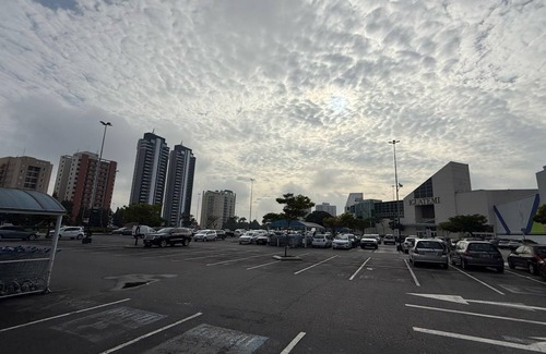 Parque Campolim Apartment | Private suite next to Iguatemi shopping mall (Shared space)