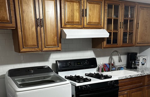 Gowanus Apartment | Private Suite