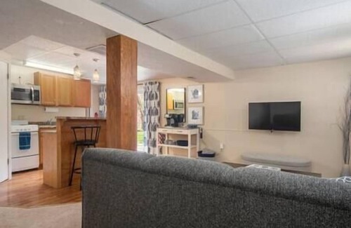 West Omaha House | Private Suite with Nature Views