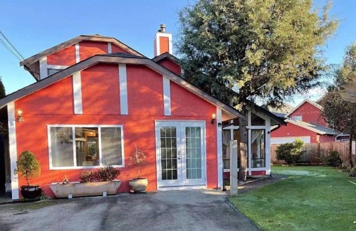 Seafair House | Private Suite with Separated Entrance -Richmond