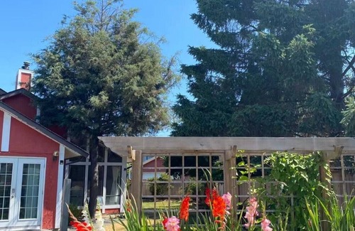 Seafair House | Private Suite with Separated Entrance -Richmond