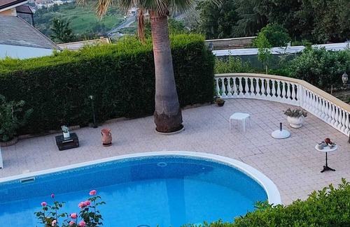 Vibo Valentia House | Private swimming pool and breathtaking sea view.