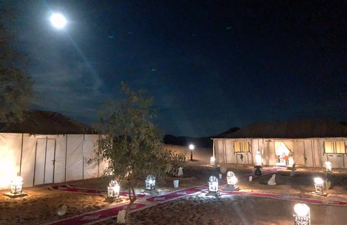 Taouz Bed & Breakfast | Private tent and camel ride